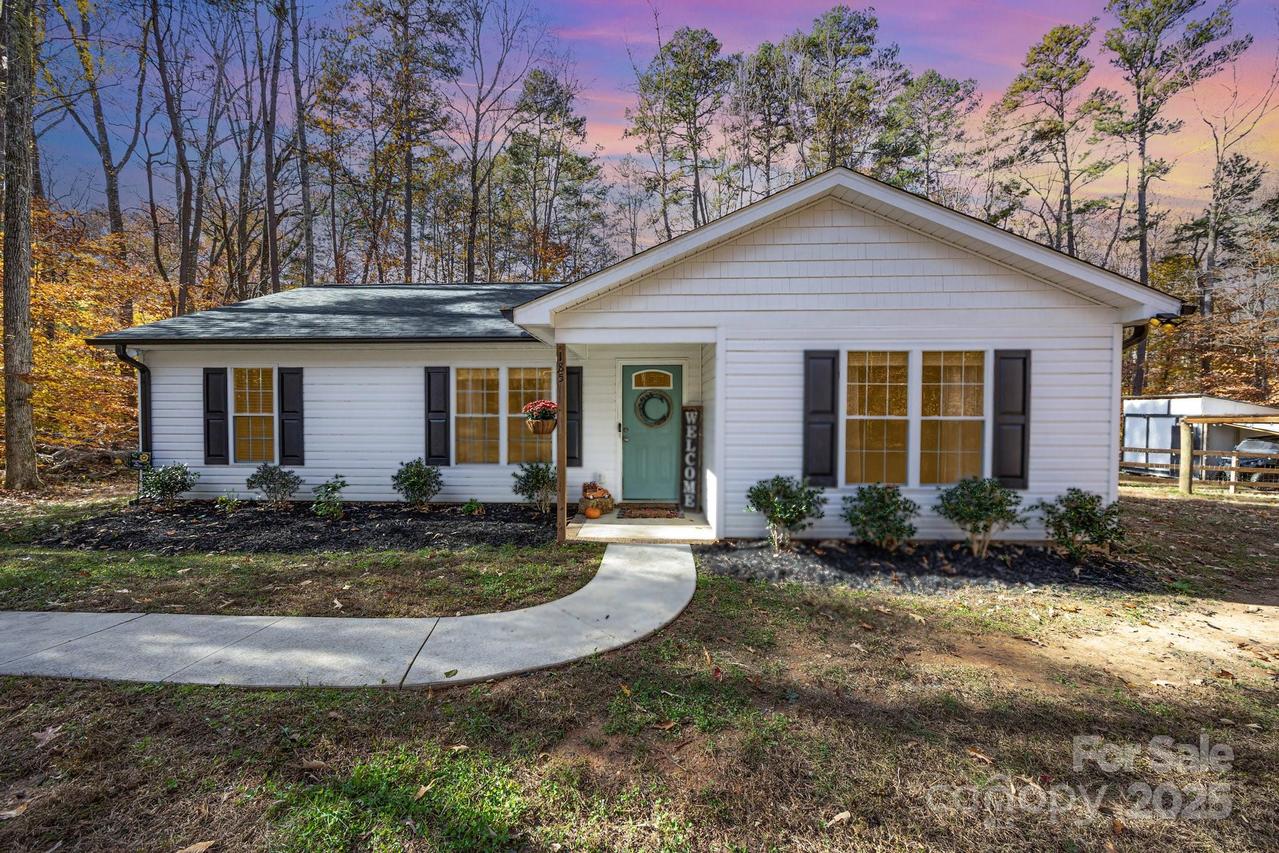 185 Mcnair Cir., Salisbury, NC 28144