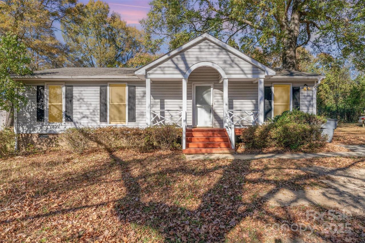 8331 Gera Emma Dr., Charlotte, NC 28215