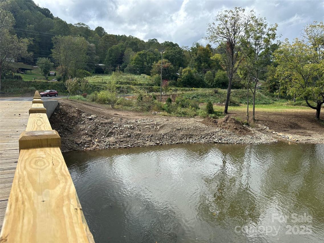 04 Highland River Pkwy., Spruce Pine, NC 28777