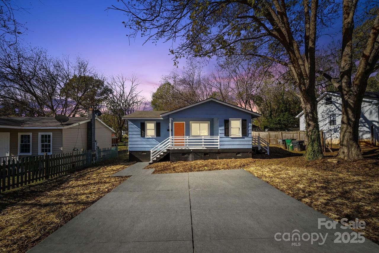 801 Pennsylvania Ave., Charlotte, NC 28216