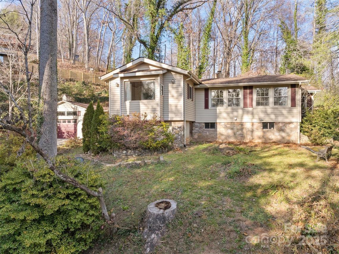 233 Rolling Dr., Waynesville, NC 28786