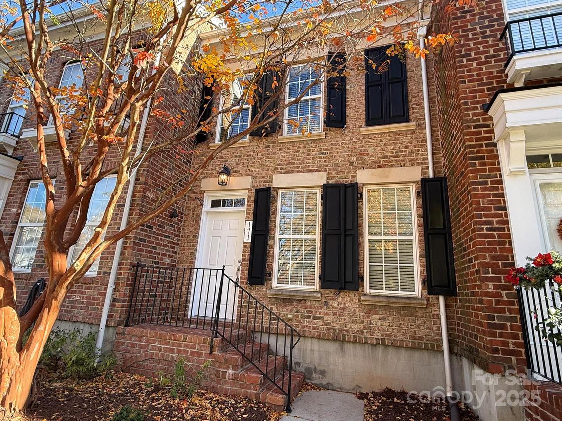 171 Quarter Ln., Mooresville, NC 28117