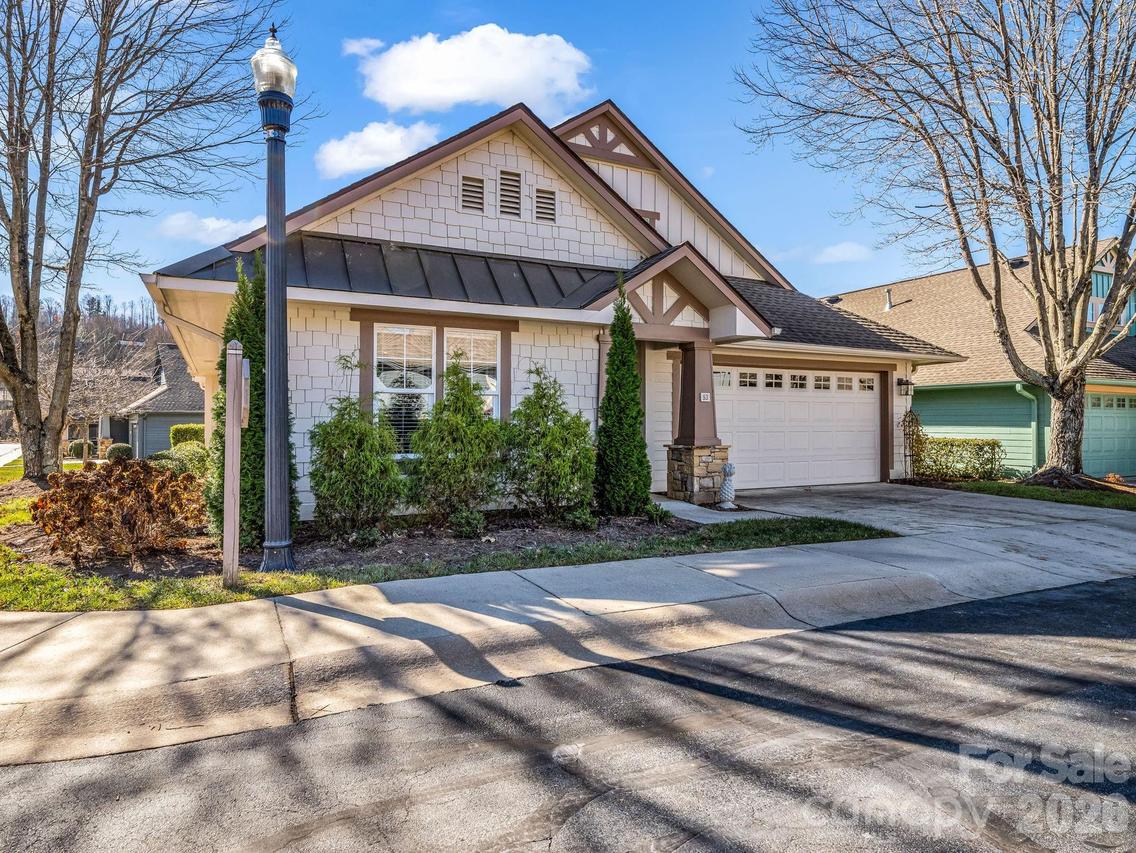 53 Barn Owl Way, Hendersonville, NC 28792