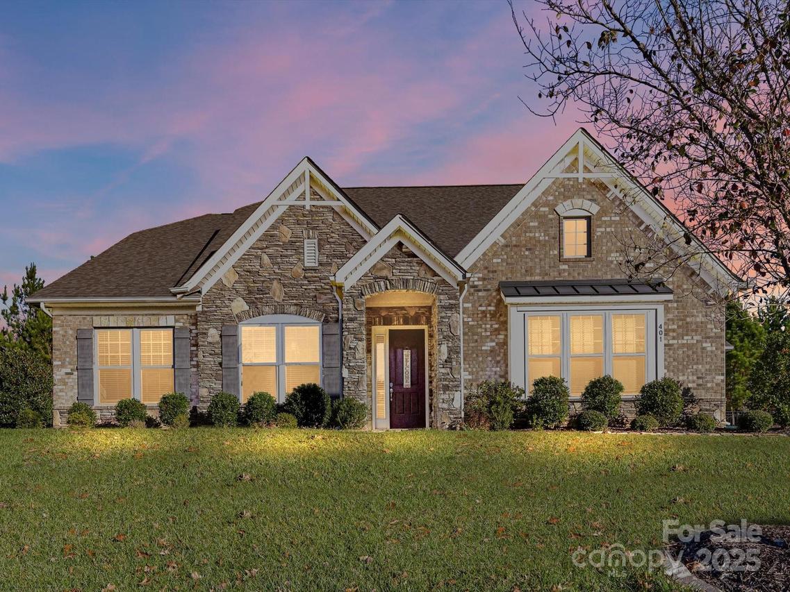 401 Hollyhock Dr., Matthews, NC 28104