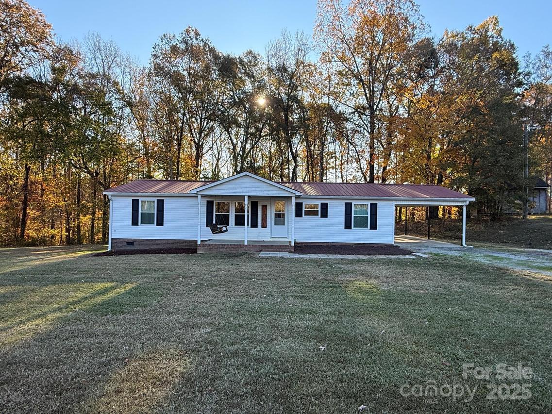 1242 Doc Wyatt Rd., Wadesboro, NC 28170