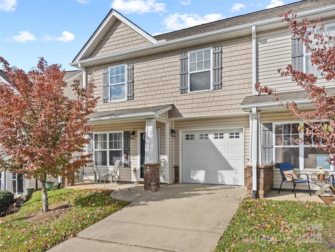 24 Torrington Ave., Fletcher, NC 28732