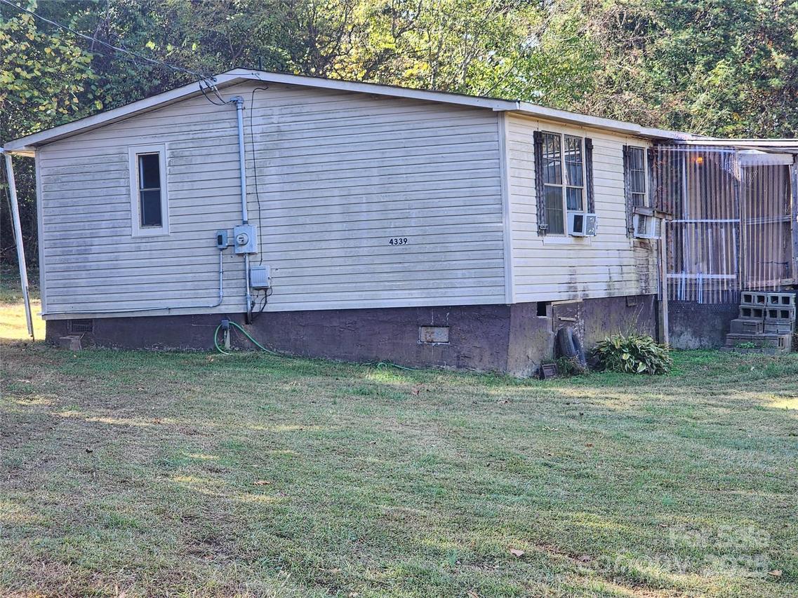 4339 Angel Hill Dr., Newton, NC 28658