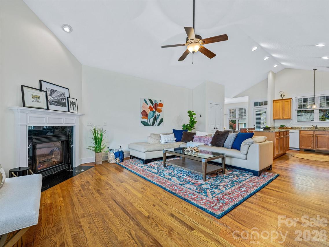 1 Craftsman Cir., Asheville, NC 28805