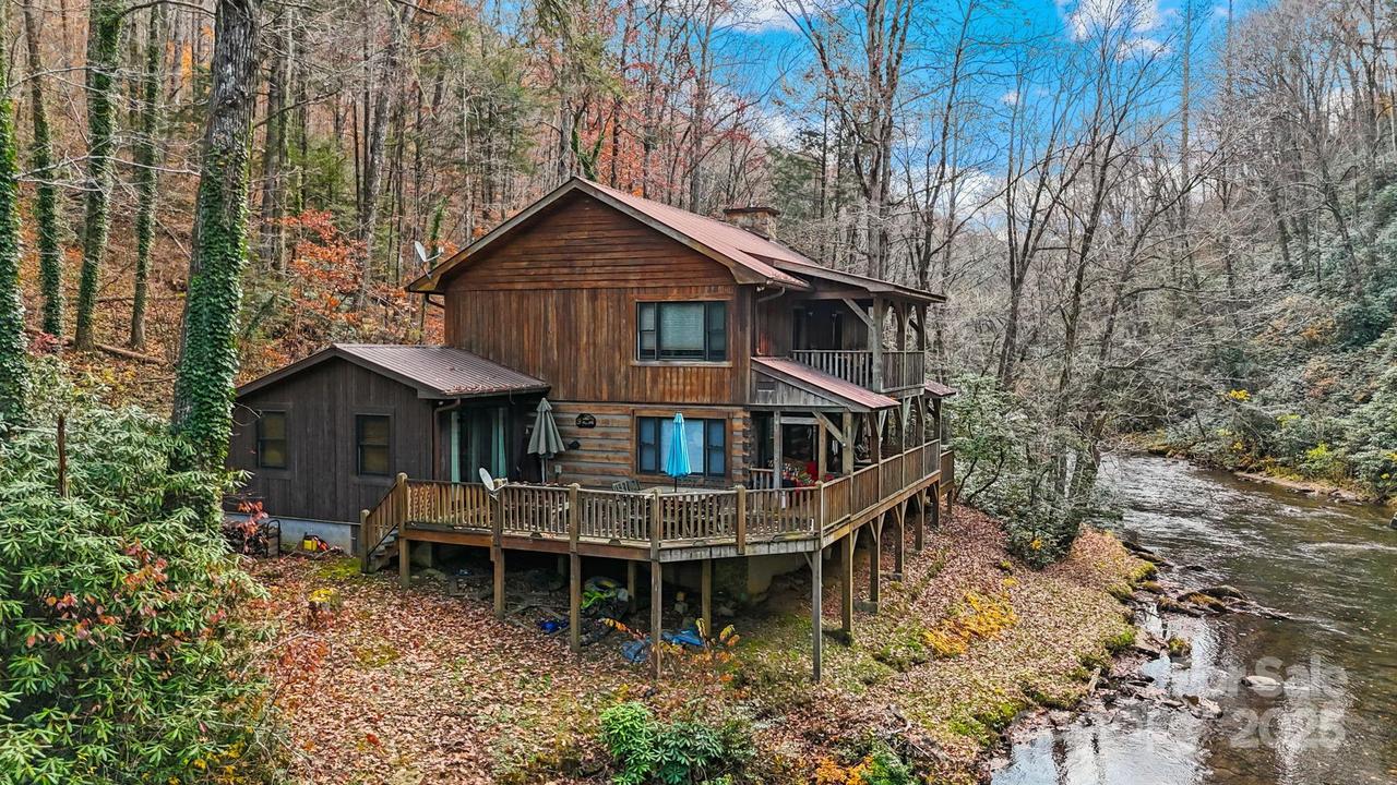 4662 Rainbow Springs Rd., Franklin, NC 28734