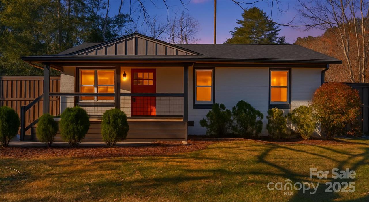 95 Loeb Dr., Brevard, NC 28712