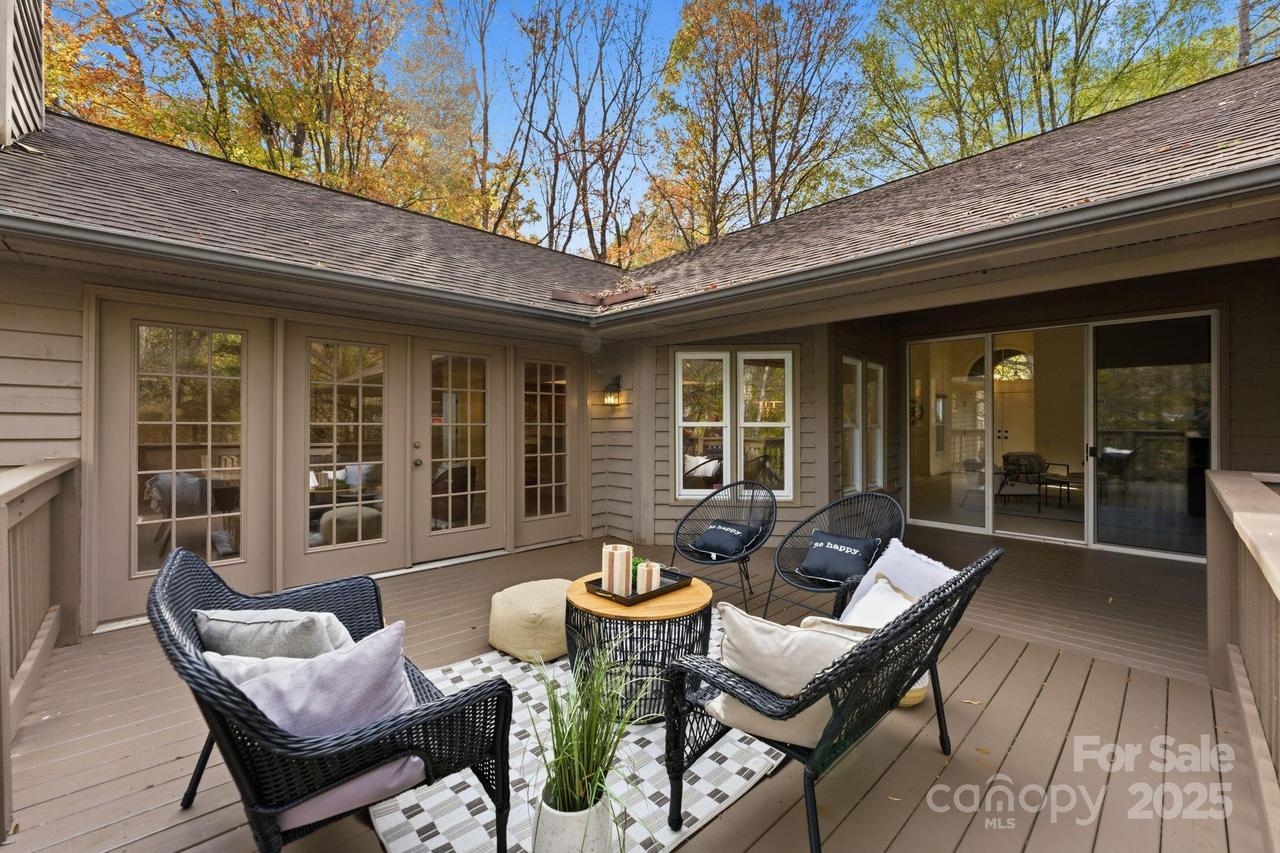 927 Longfield Cir., Charlotte, NC 28270