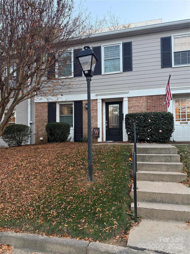 4611 Hedgemore Dr. #I, Charlotte, NC 28209