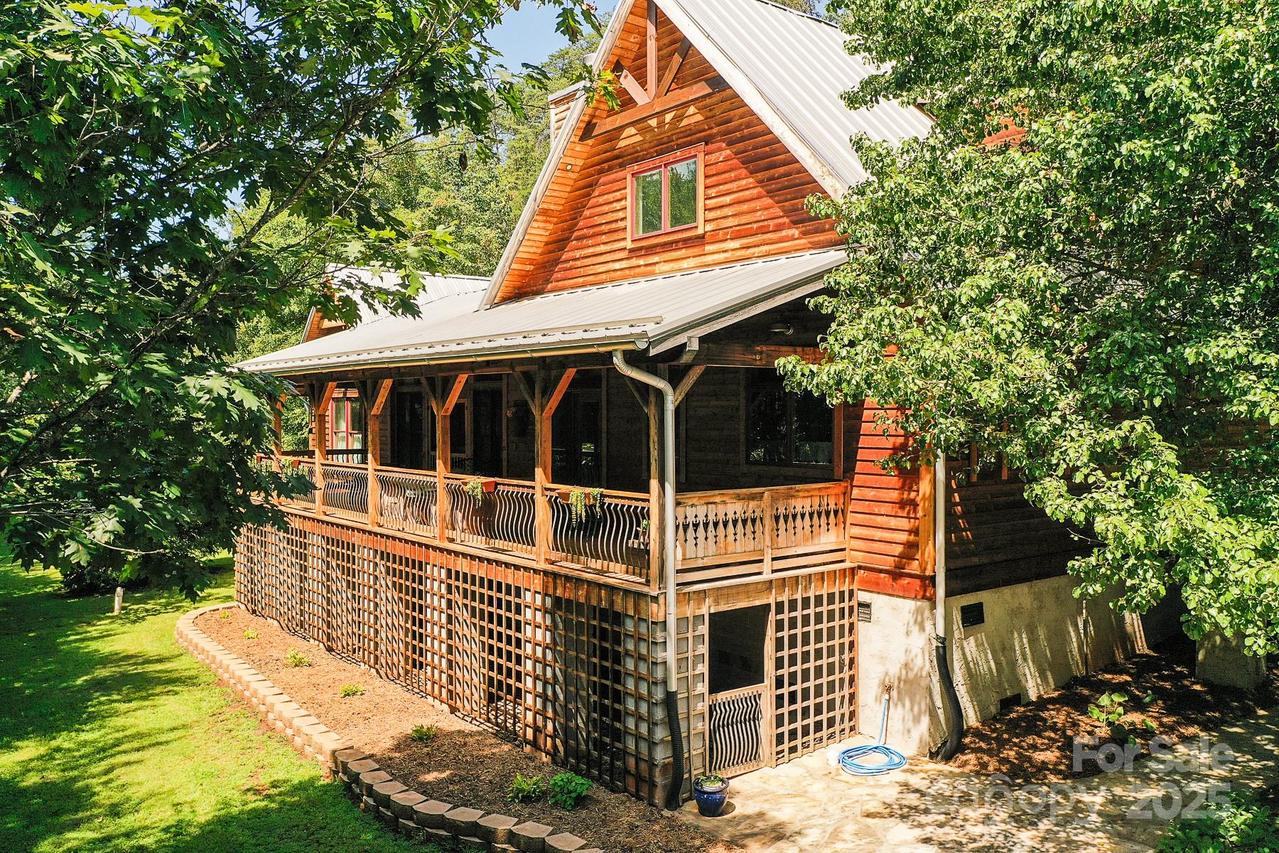 1048 S River Rd., Sylva, NC 28779