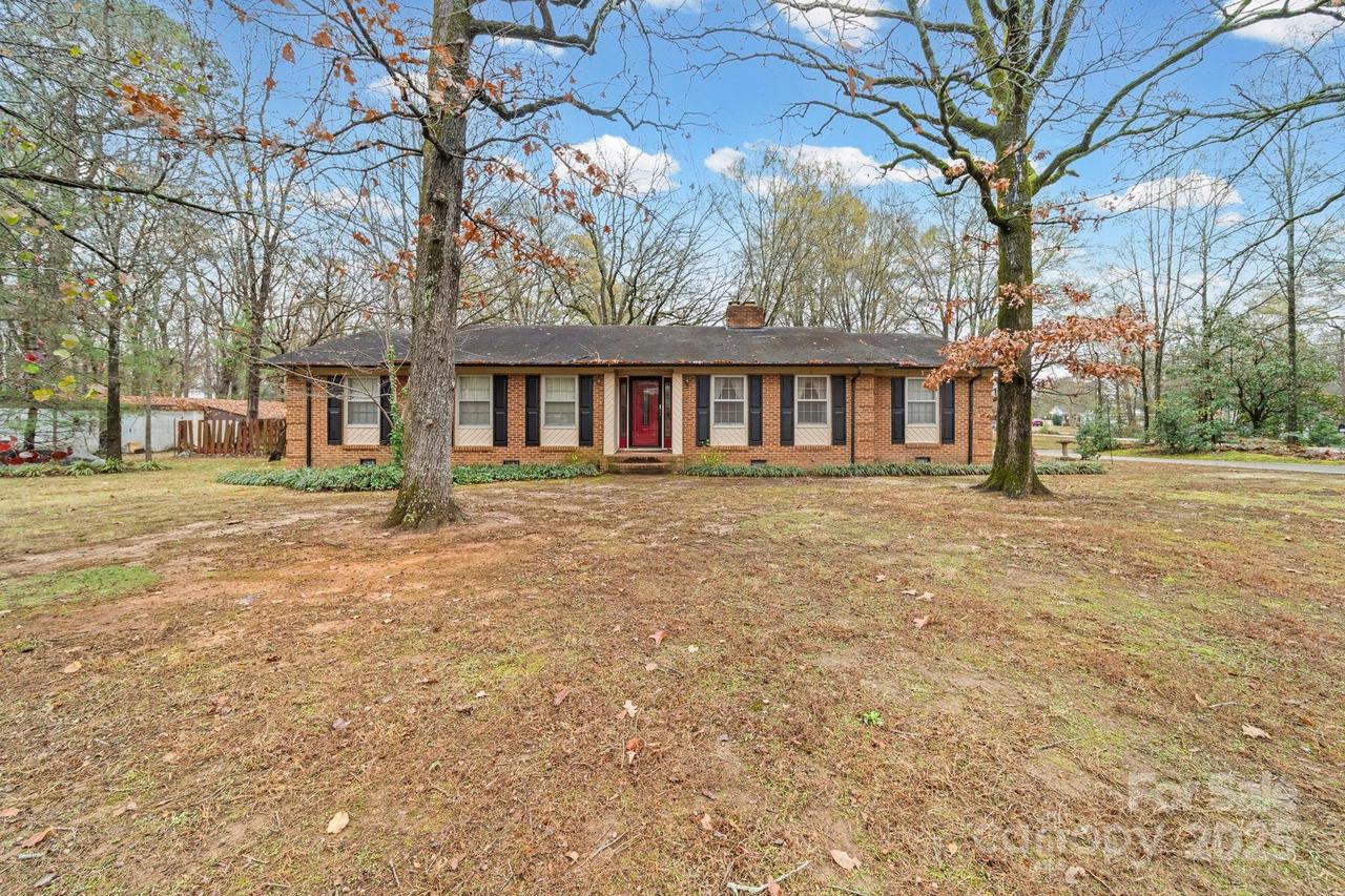 1902 Shady Ln., Monroe, NC 28110