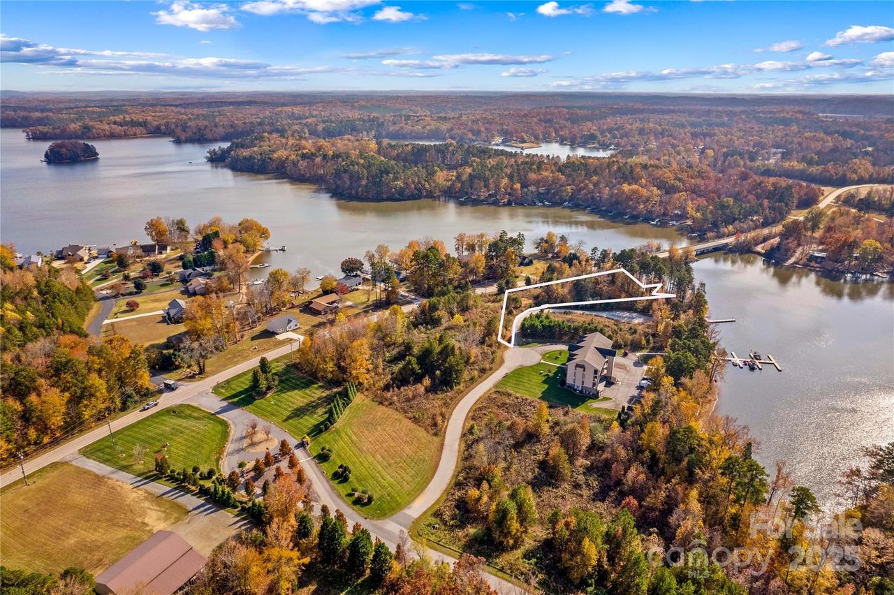 2005 Marina Pointe Dr., Salisbury, NC 28146