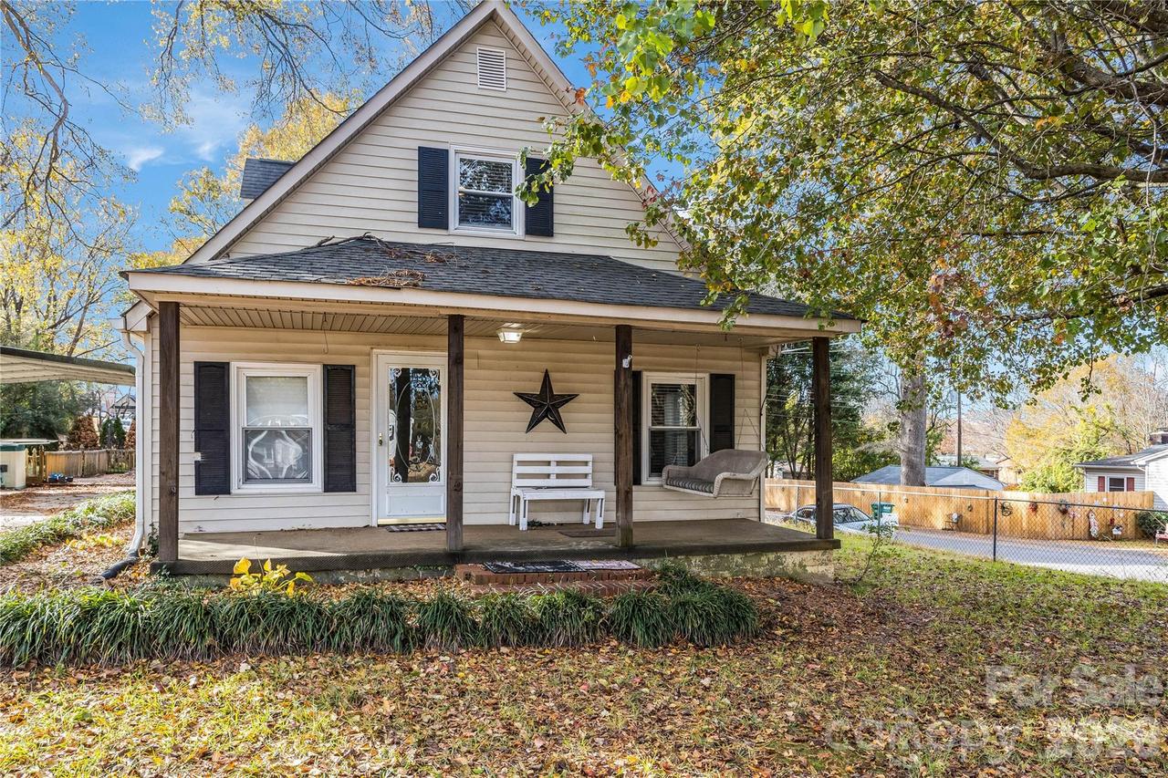 602 E Lee Ave., Bessemer City, NC 28016