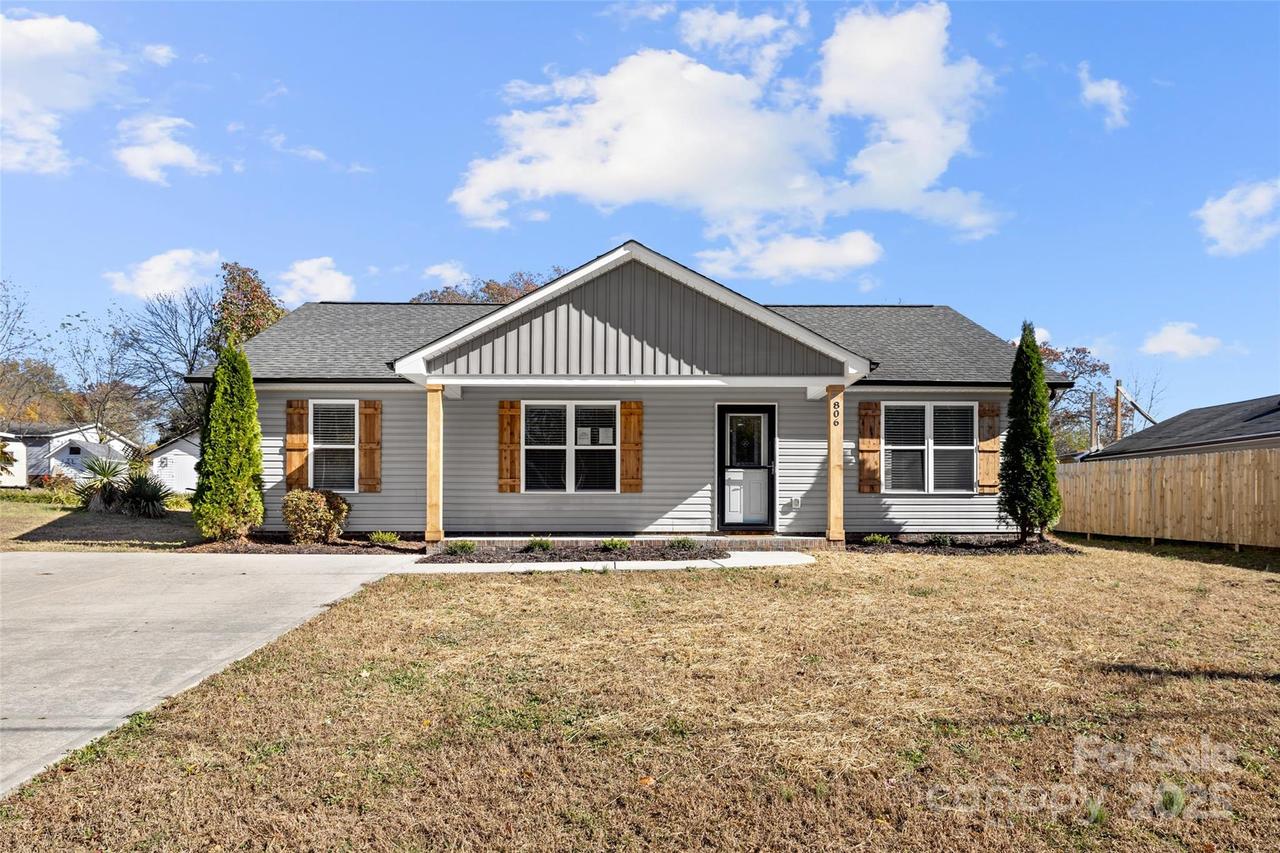 806 Grace Ave., Kannapolis, NC 28083