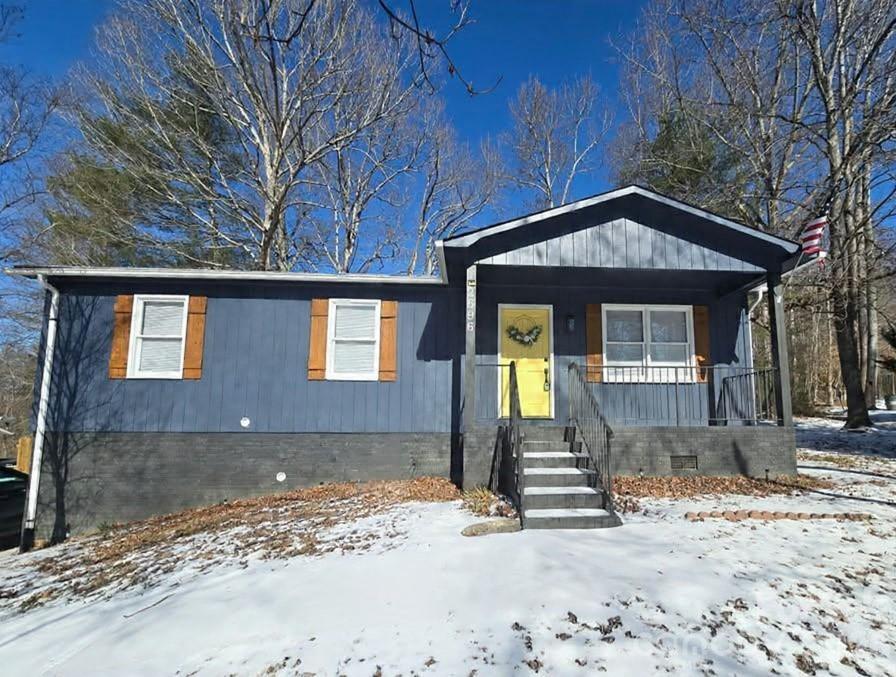 2696 Tablerock Rd., Lenoir, NC 28645