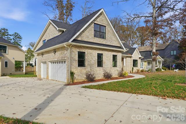 New Homes For Sale This Week That Attend Cotswold Elementary: November 28th to December 4th