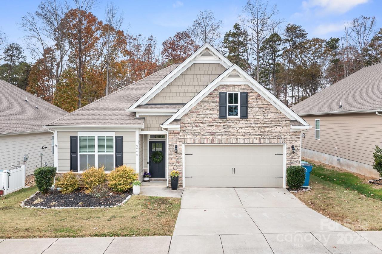 3779 Summer Haven Dr., Sherrills Ford, NC 28673