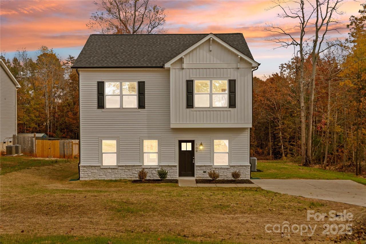 109 Titleist Dr., Statesville, NC 28677