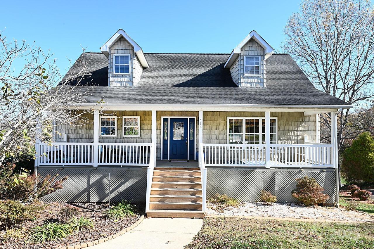 518 30th Avenue Cir., Hickory, NC 28601