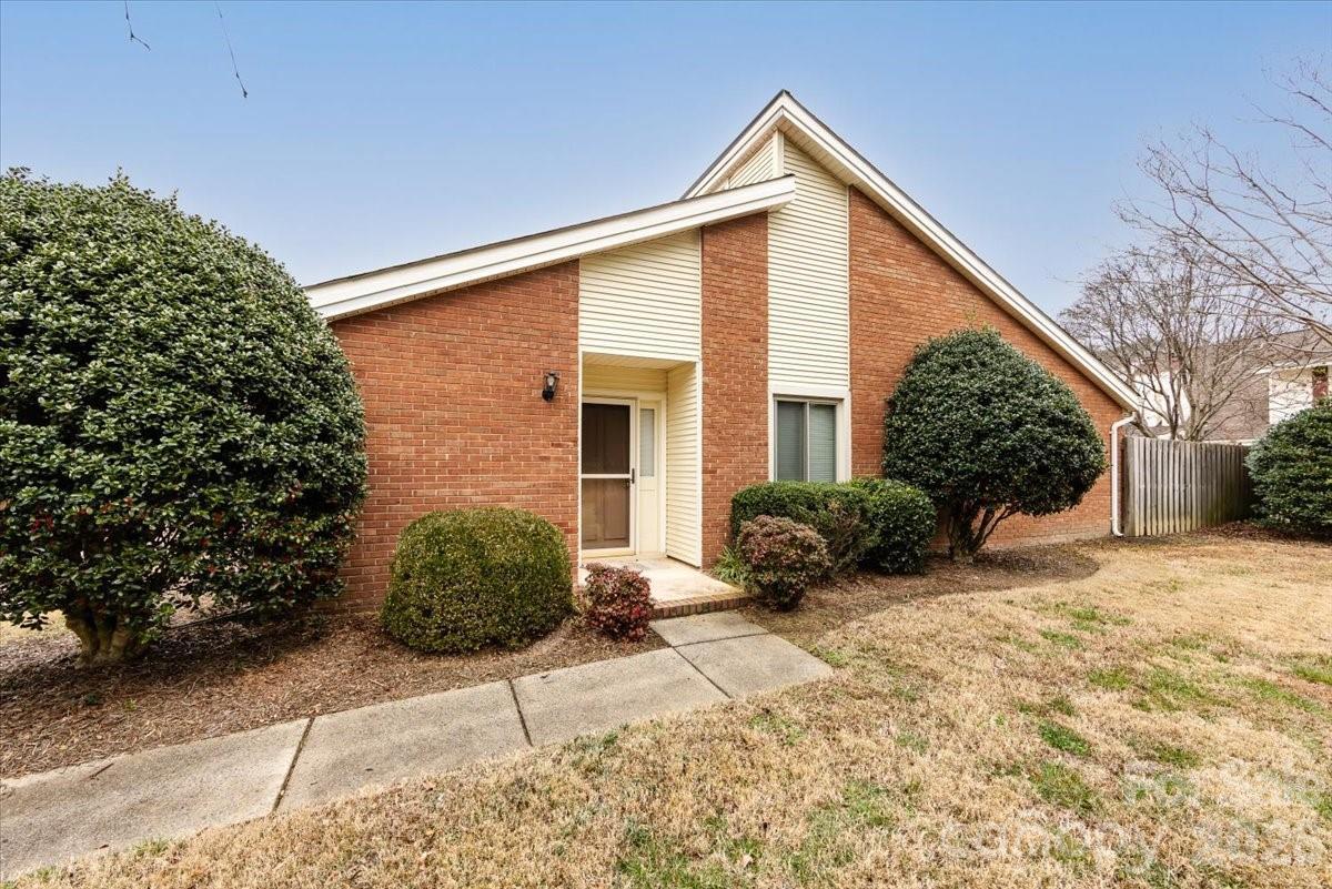 8410 Ramath Dr., Charlotte, NC 28211