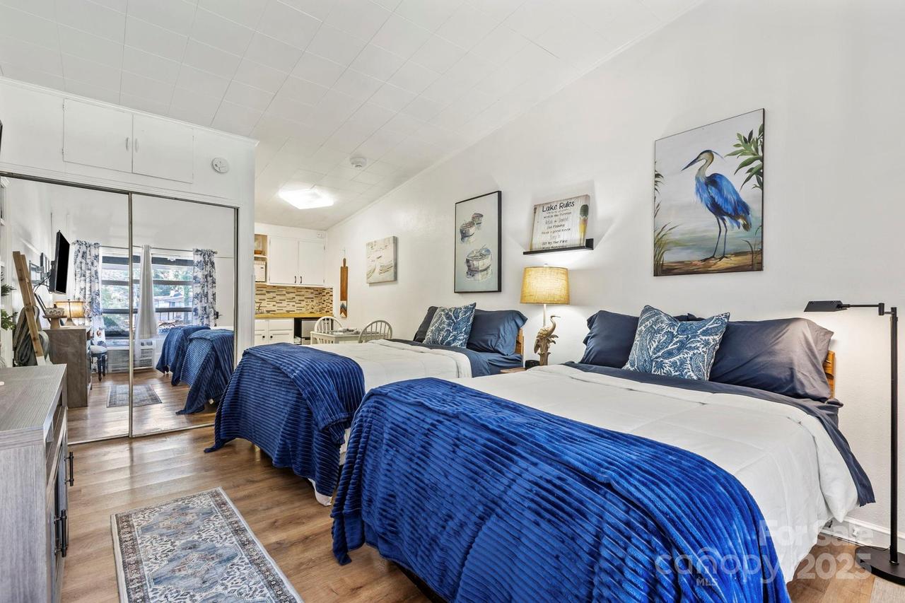 130 Old Mill Rd., Flat Rock, NC 28731