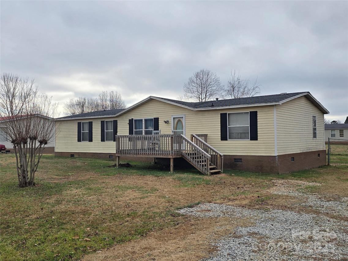 125 Chesapeake Dr., Salisbury, NC 28147