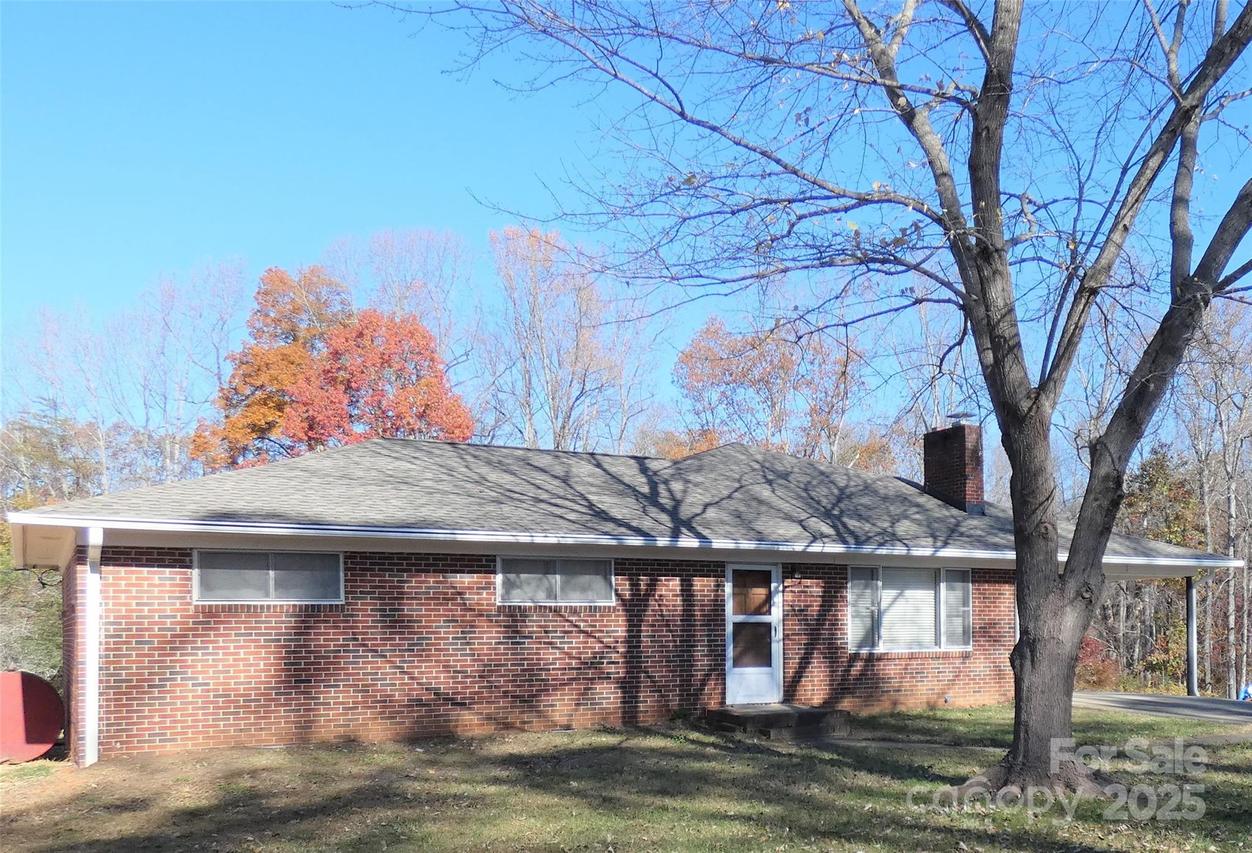 150 Fonda Rd., Statesville, NC 28677