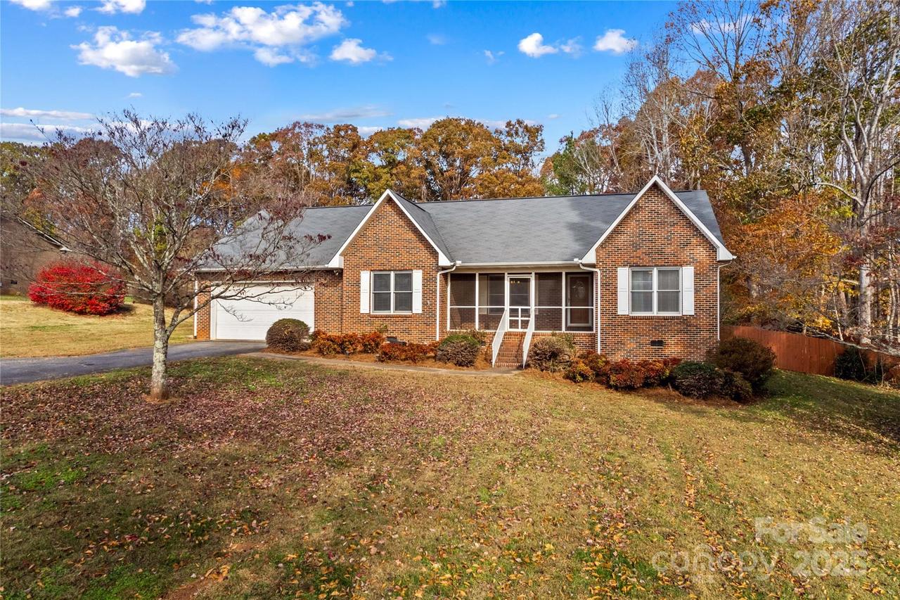 146 Beech Brook Ln., Statesville, NC 28625