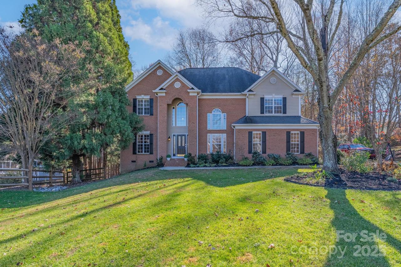 114 Jousters Ct., Mooresville, NC 28117