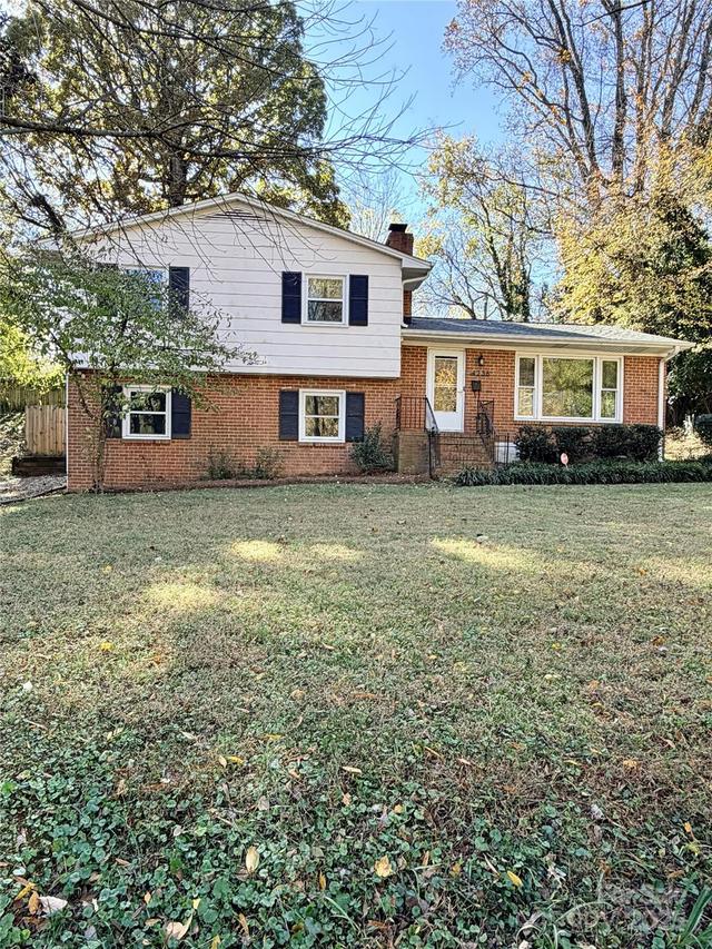 4236 Folkston Dr., Charlotte, NC 28205