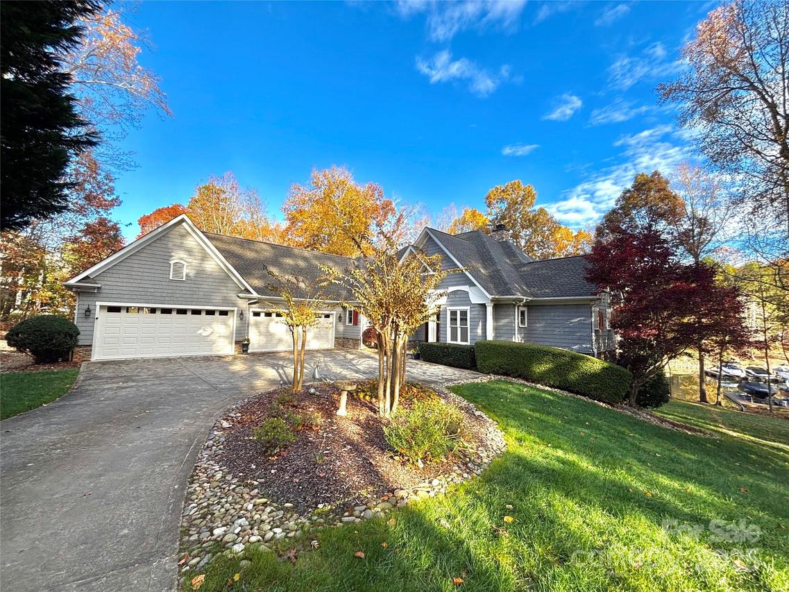 119 Whaling Ln., Mooresville, NC 28117