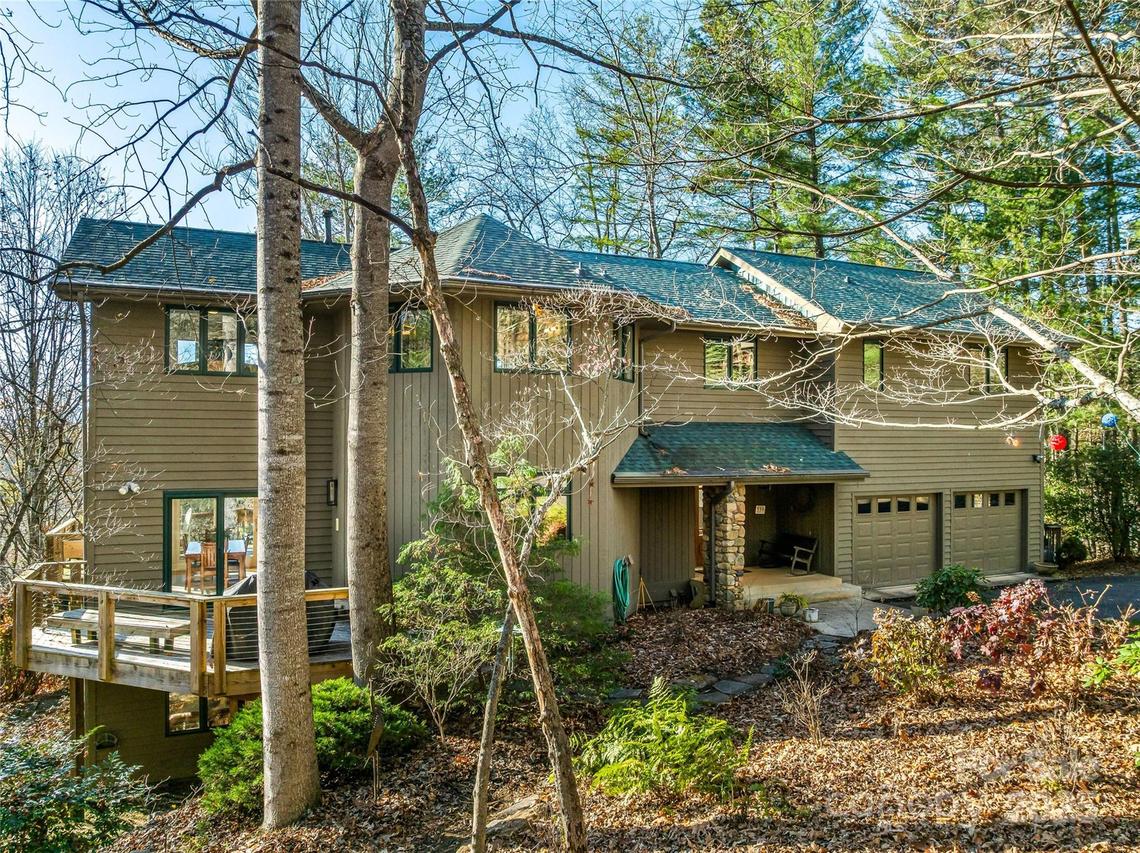 339 Beaverdam Rd., Asheville, NC 28804