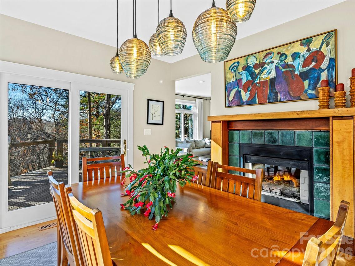 339 Beaverdam Rd., Asheville, NC 28804