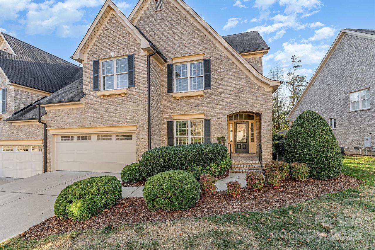 5 Linden Ln., Greensboro, NC 27410