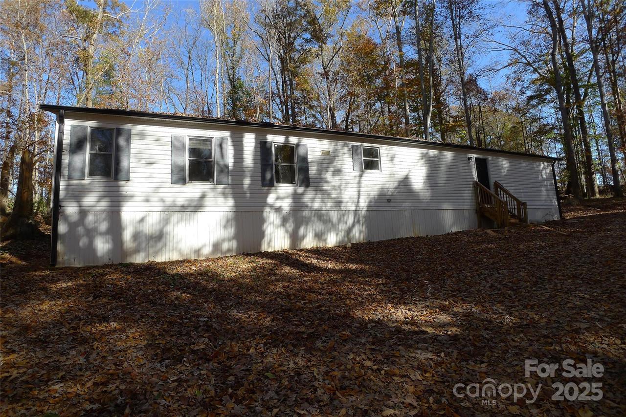 166 La Quinta Dr. #1, Advance, NC 27006