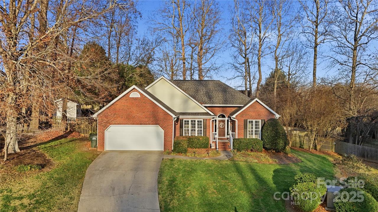 3661 Trabert Ct., Gastonia, NC 28056