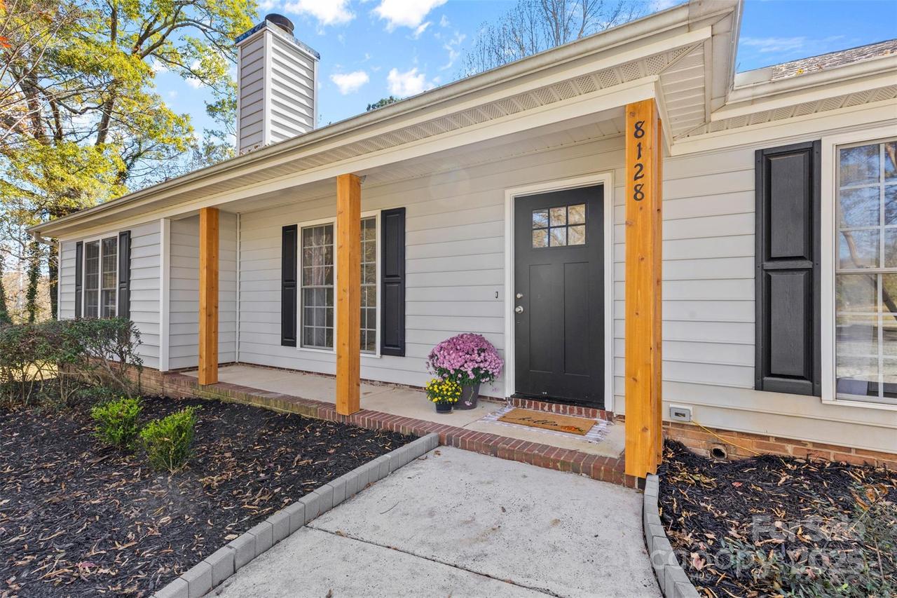 8128 Dennis Rd., Mint Hill, NC 28227