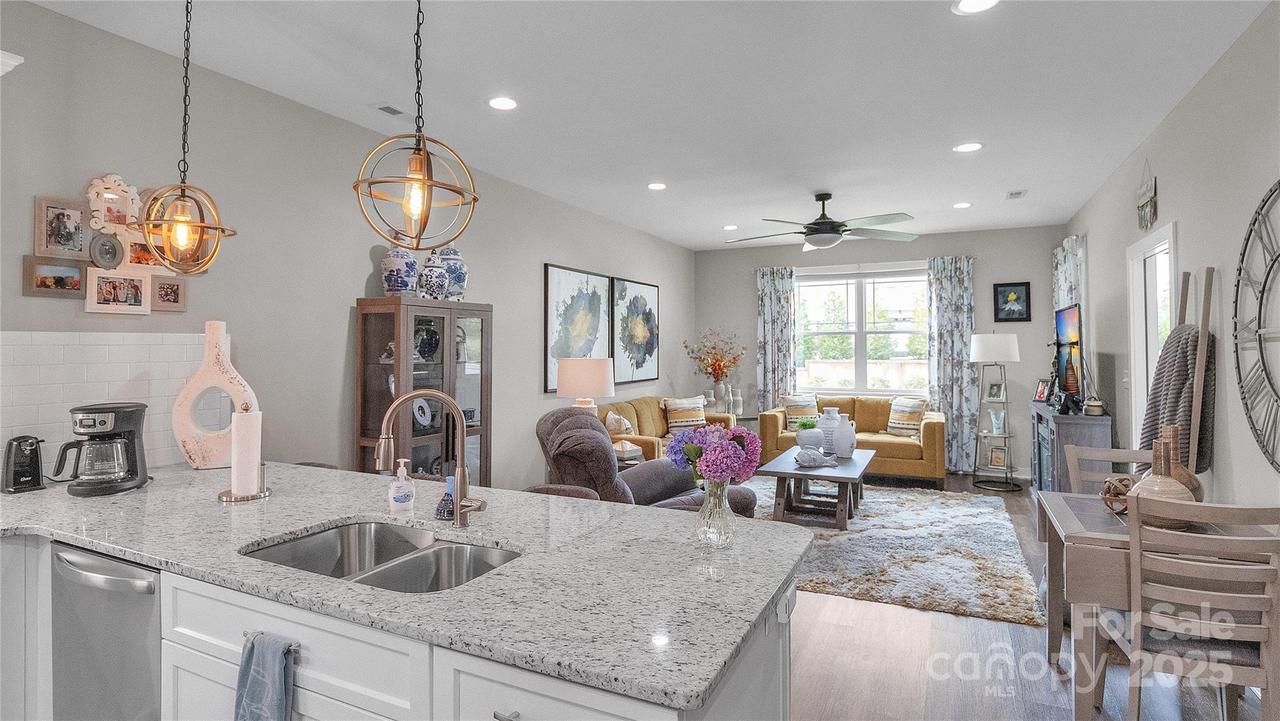 1508 28th Street Ln., Hickory, NC 28602