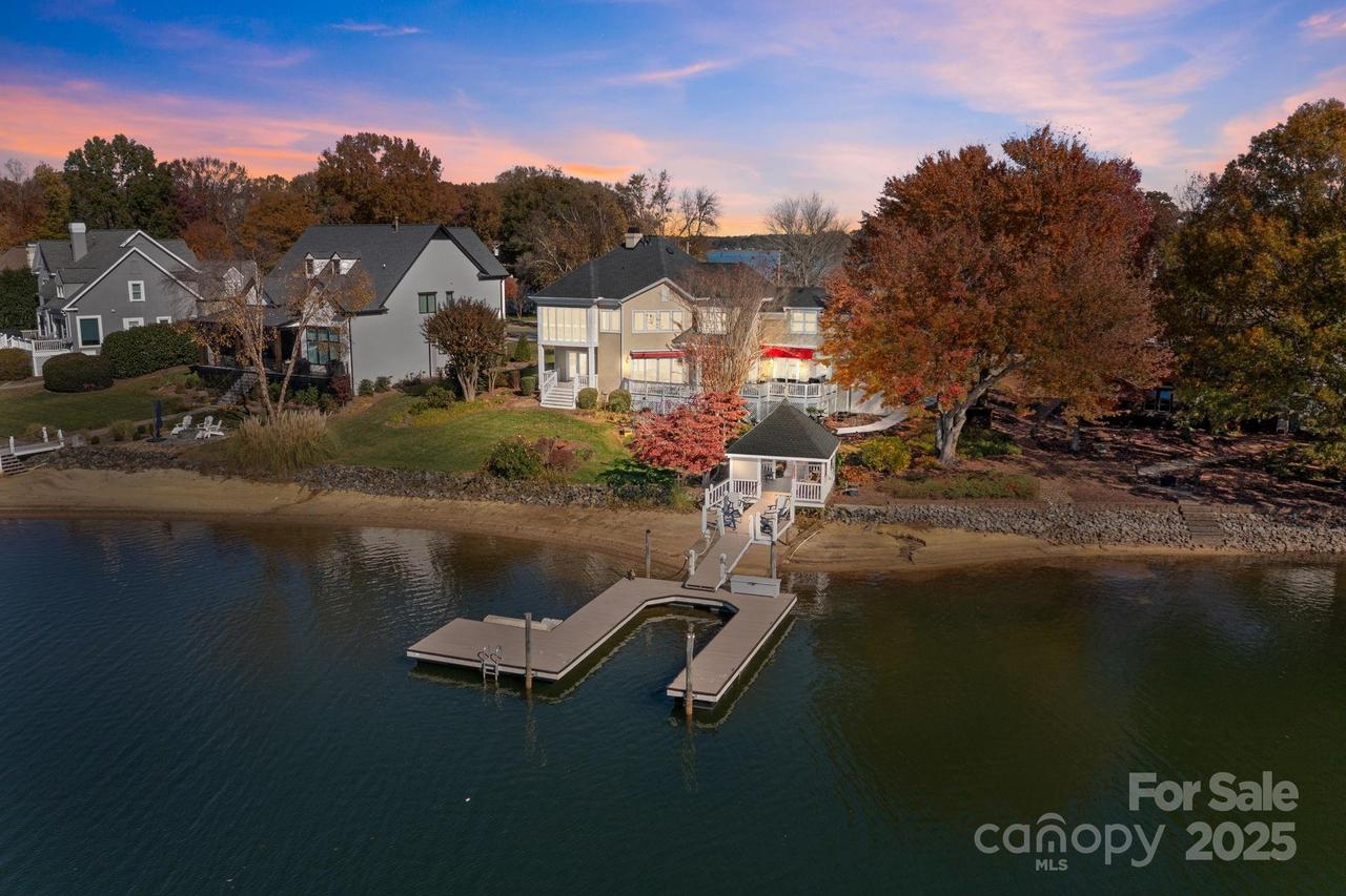 21307 Norman Shores Dr., Cornelius, NC 28031