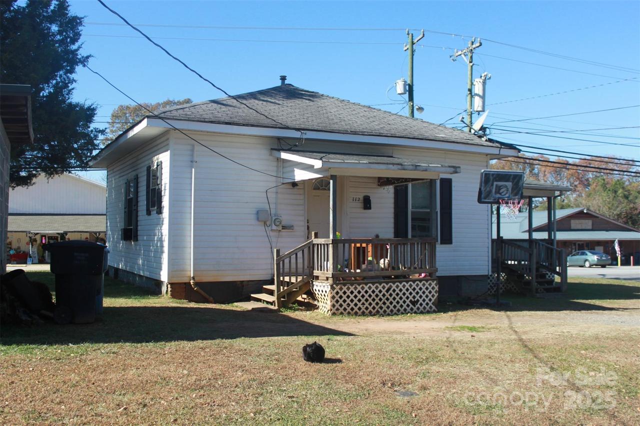 112 Eastside Dr., Forest City, NC 28043