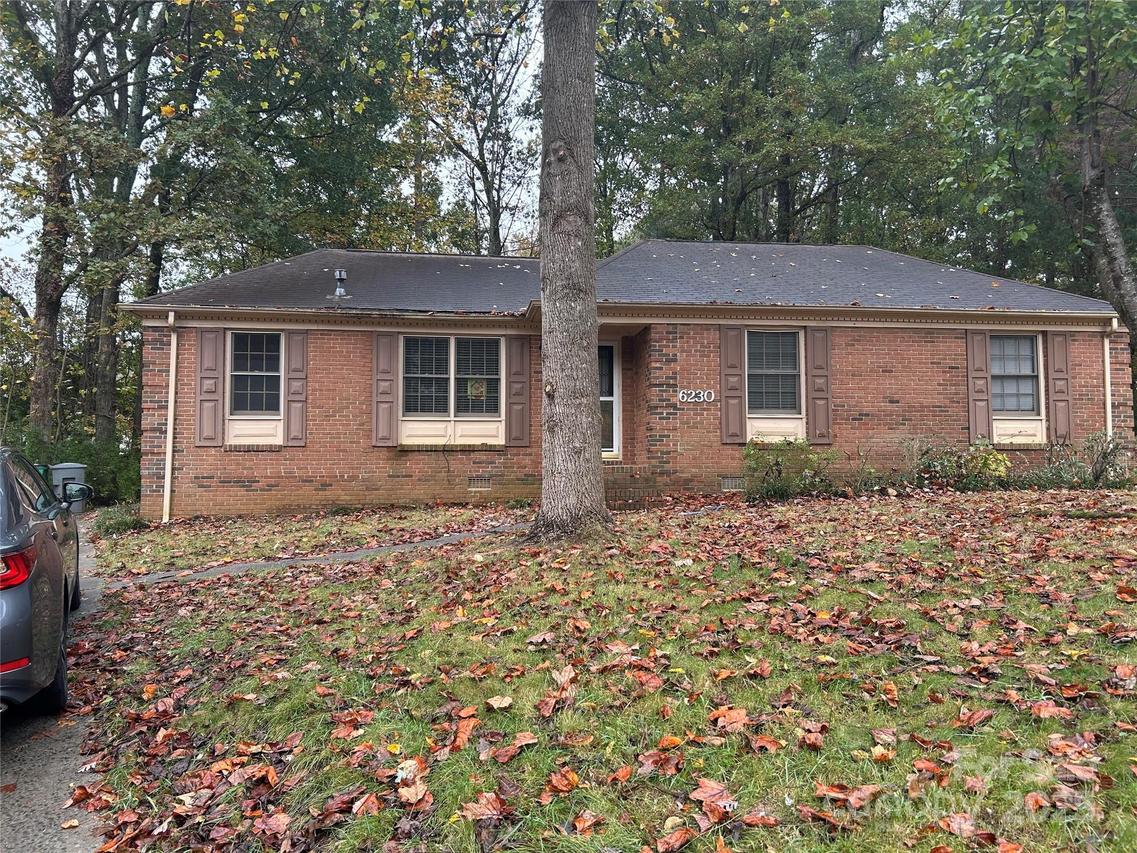 6230 Cross Creek Ln., Charlotte, NC 28212