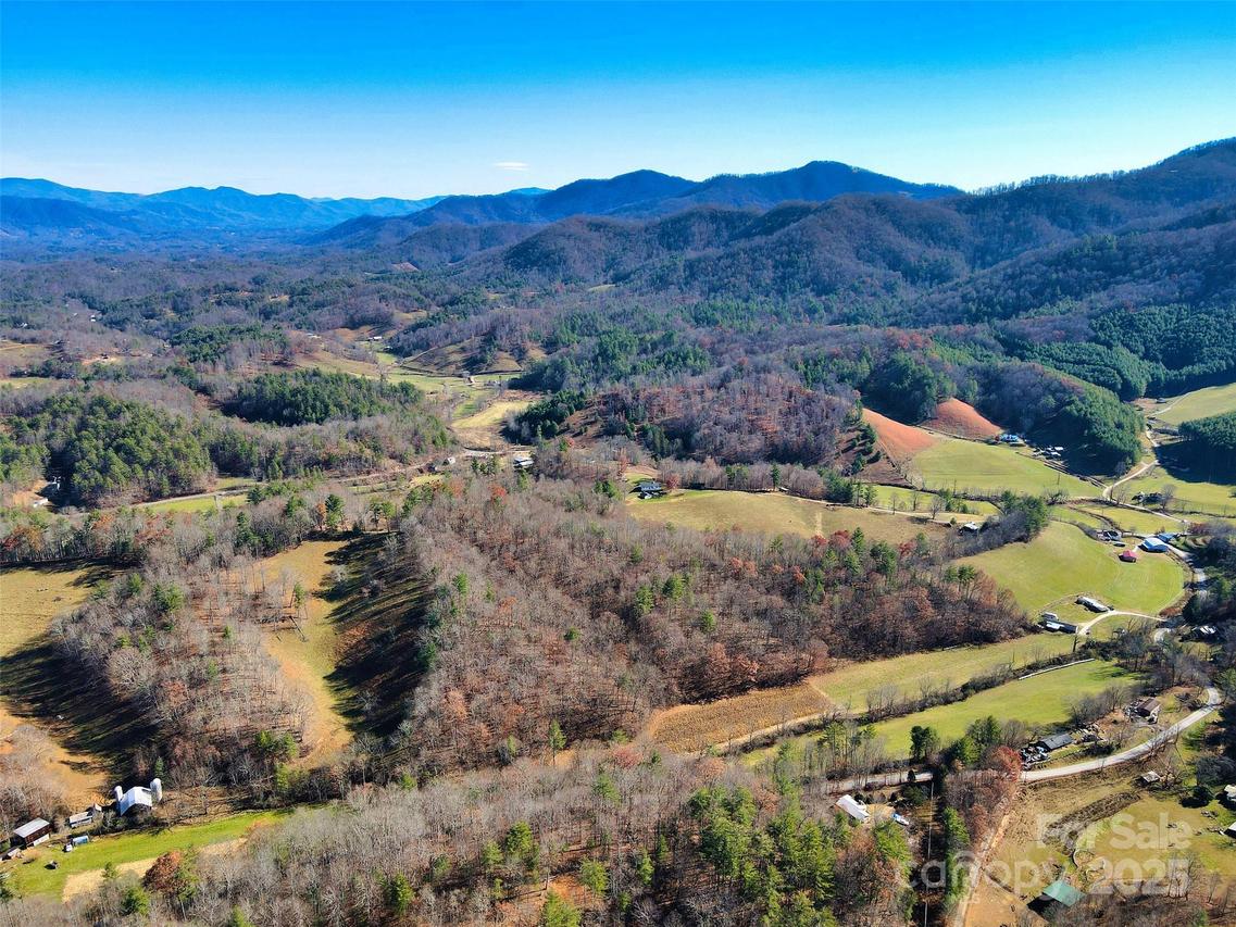 TBD Rockinghorse Tr. #Tract #3, Burnsville, NC 28714