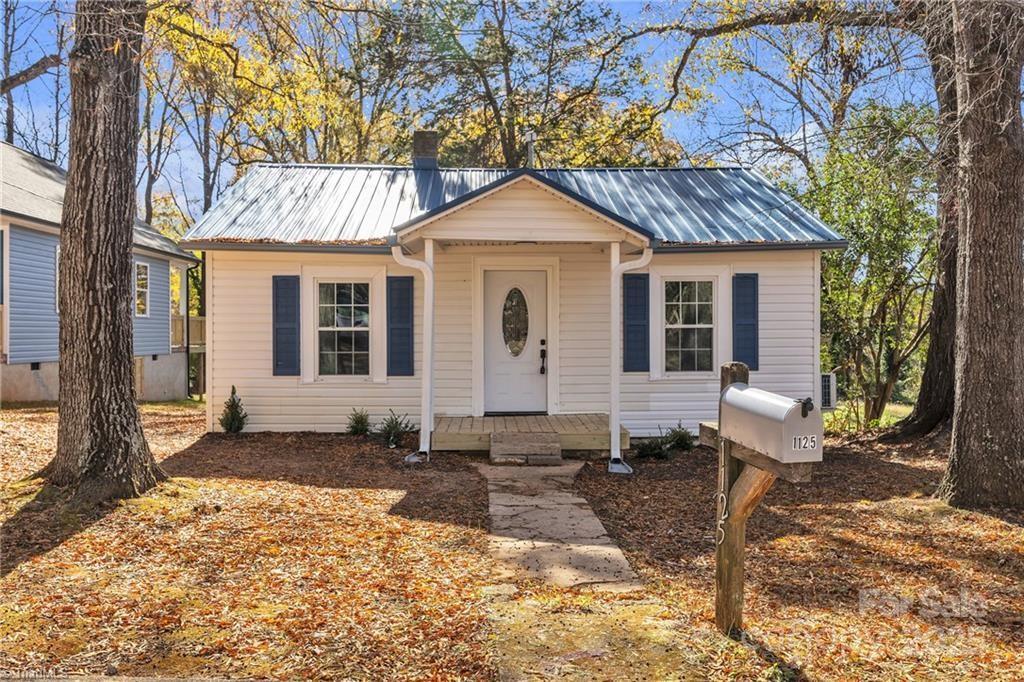 1125 Wilmington Ave., Statesville, NC 28677