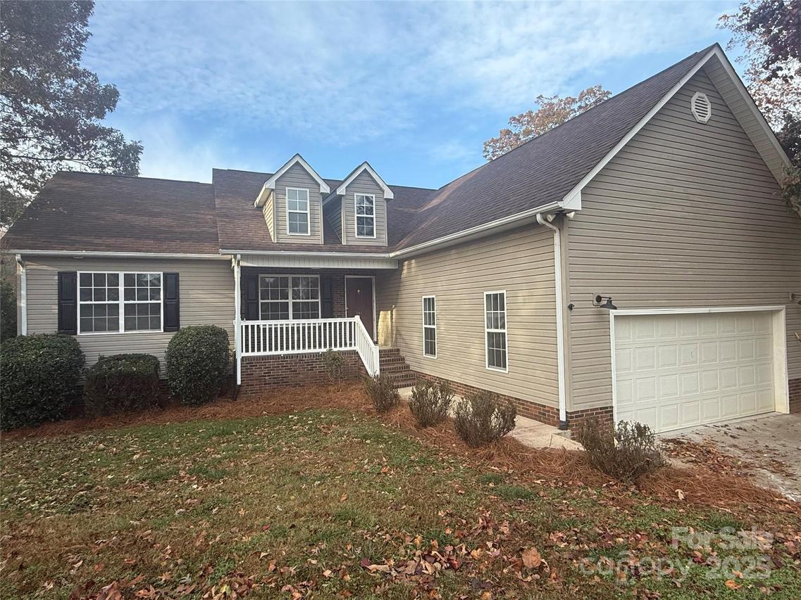 401 Heather Glen Ln., Belmont, NC 28012