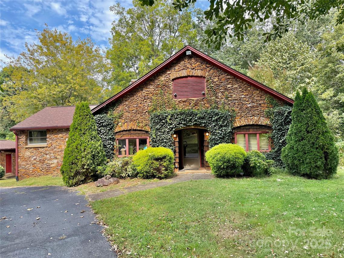 1606 Main St., Valdese, NC 28690