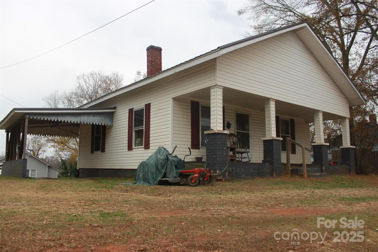 124 Eastside Dr., Forest City, NC 28043