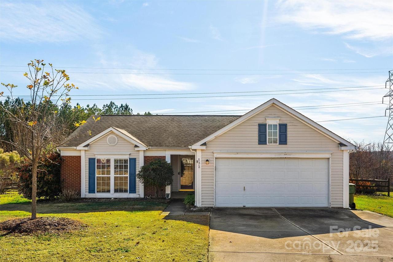 132 Sella Ridge Dr., Mount Holly, NC 28120